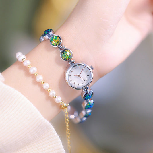 Elegant Malachite Bead Quartz Women Watch